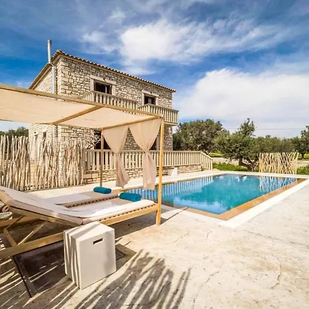 Koroni Villa *