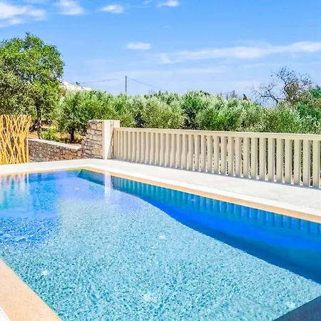 Villa Koroni Livadhakia